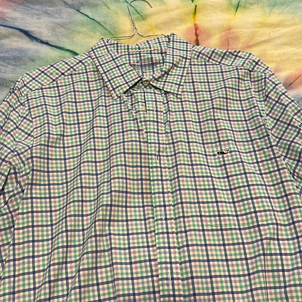 XL On The Go Performance Vineyard Vines Button Down